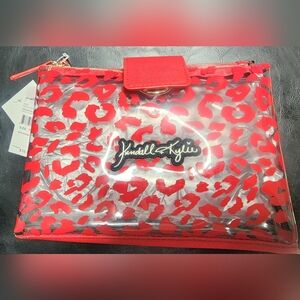 *NWT*Kendall & Kylie | 💋 Red Cheetah Makeup Hanging Travel Bag